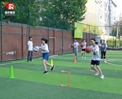 21 点保险陷阱：数学期望与情绪安慰之间的错位。（21点保险的误区：期望值与心理安慰的错位）