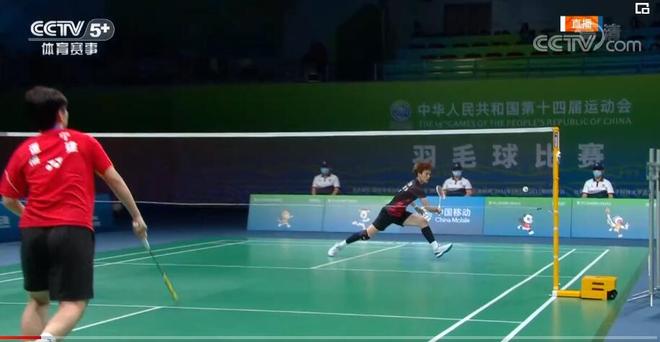 了他不容小 了他不容小