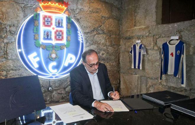 新格局中突 新格局中突