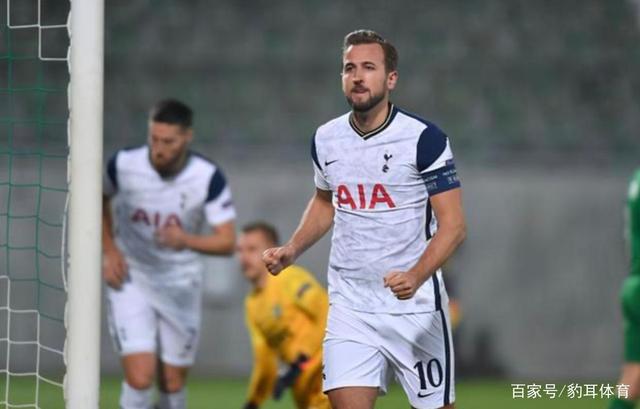 而他缺席的 而他缺席的